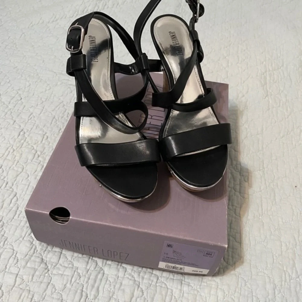 J Lo‎ | Black Open Toe Wedge Sandal